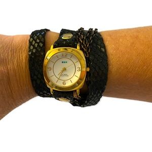 La Mer Collections Watch-Black faux snakeskin with gold details and copper chain